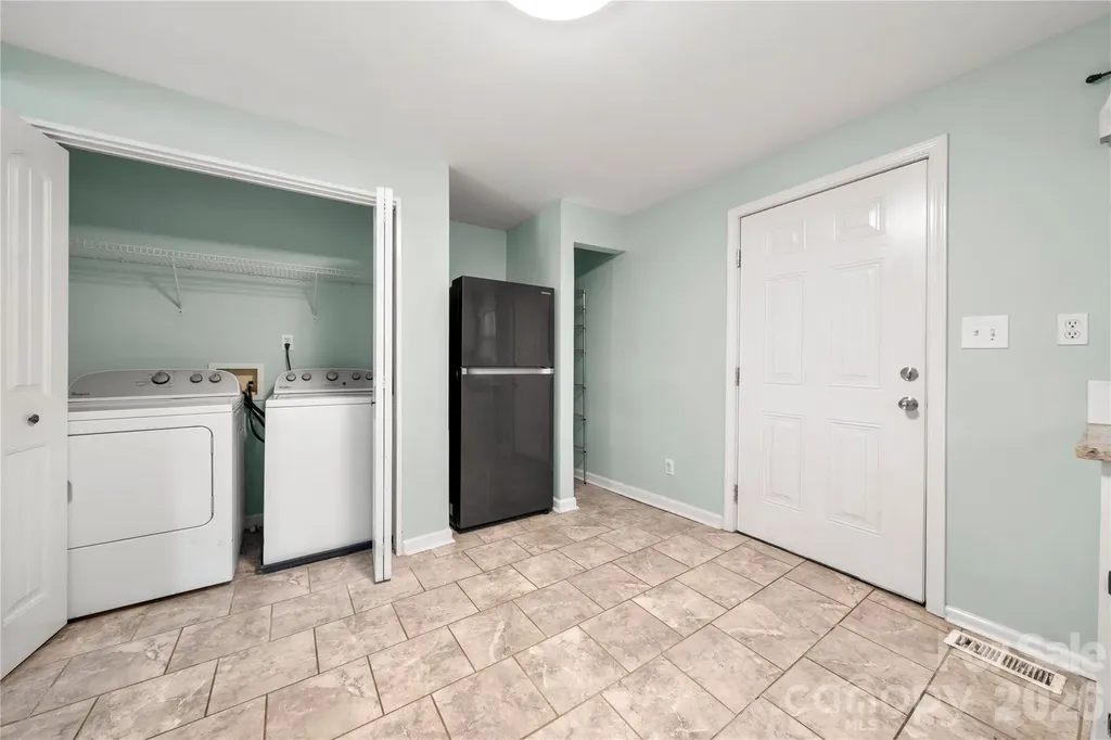 112 Harris Street Belmont NC 28012