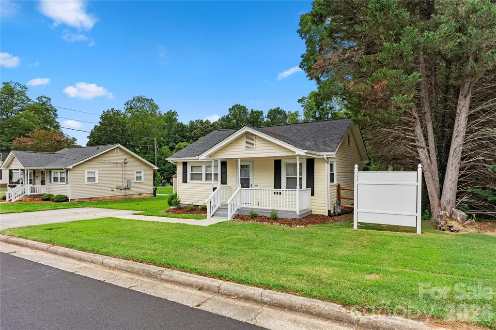 112 Harris Street Belmont NC 28012
