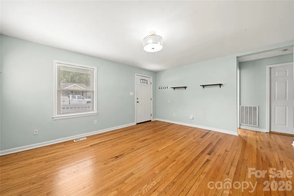 112 Harris Street Belmont NC 28012