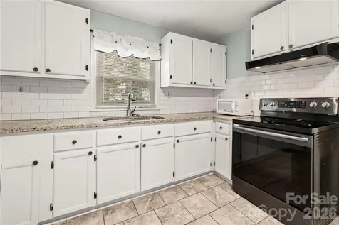 112 Harris Street Belmont NC 28012