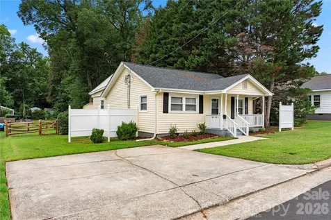 112 Harris Street Belmont NC 28012