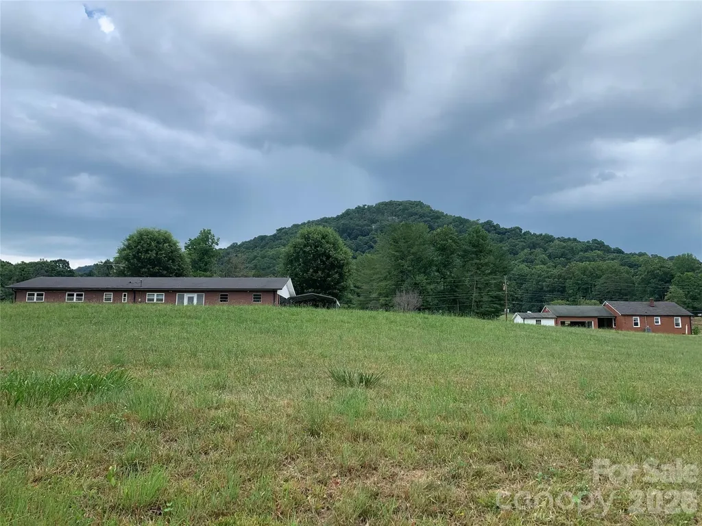 6285 & 6231 Nc 16 Highway N Taylorsville NC 28681
