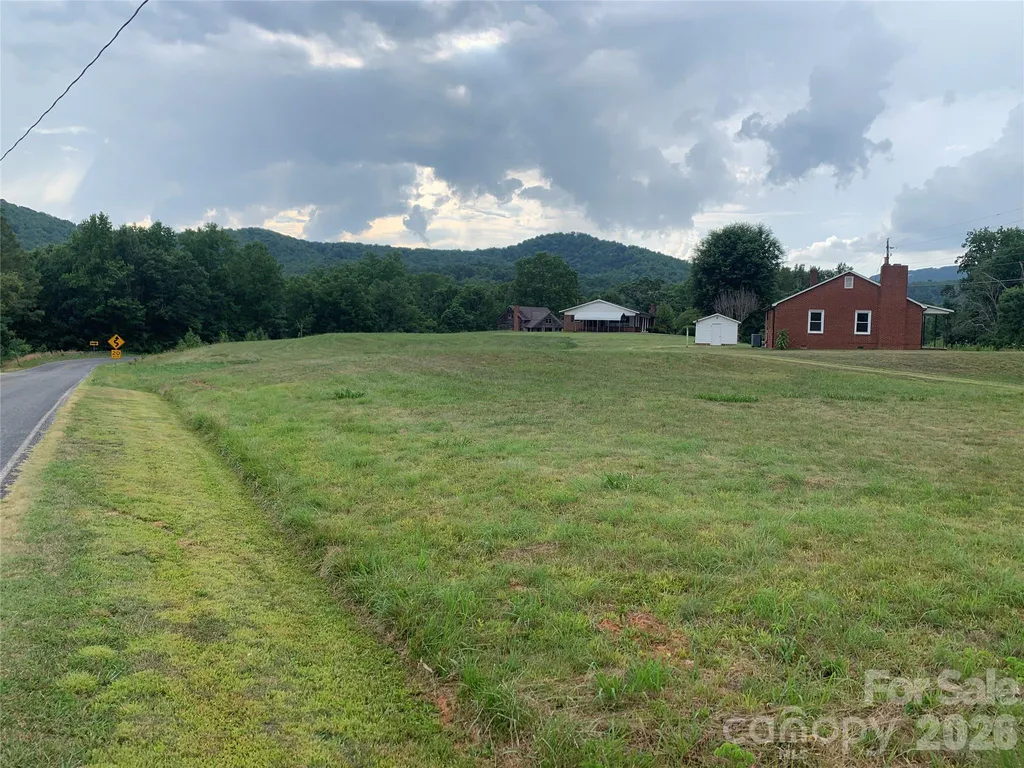 6285 & 6231 Nc 16 Highway N Taylorsville NC 28681
