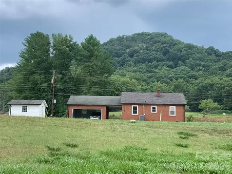 6285 & 6231 Nc 16 Highway N Taylorsville NC 28681