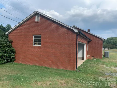 6285 & 6231 Nc 16 Highway N Taylorsville NC 28681