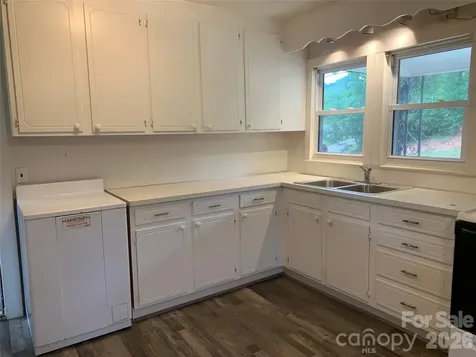 6285 & 6231 Nc 16 Highway N Taylorsville NC 28681