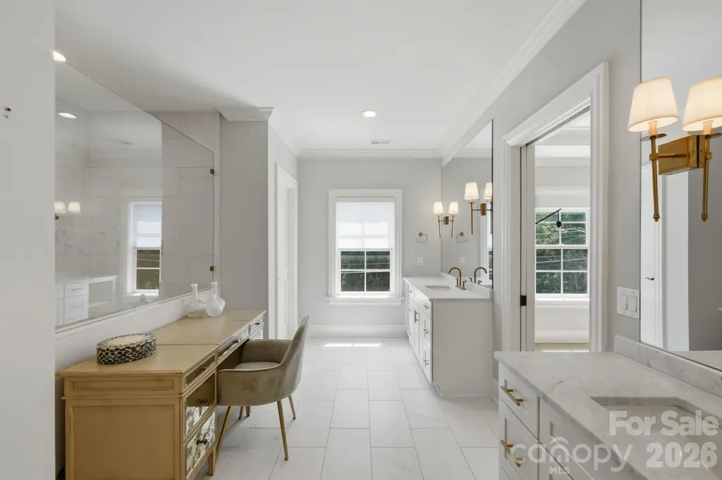 115 Thorncote Place Charlotte NC 28226