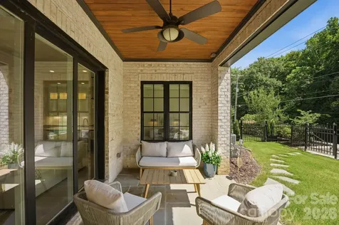 115 Thorncote Place Charlotte NC 28226