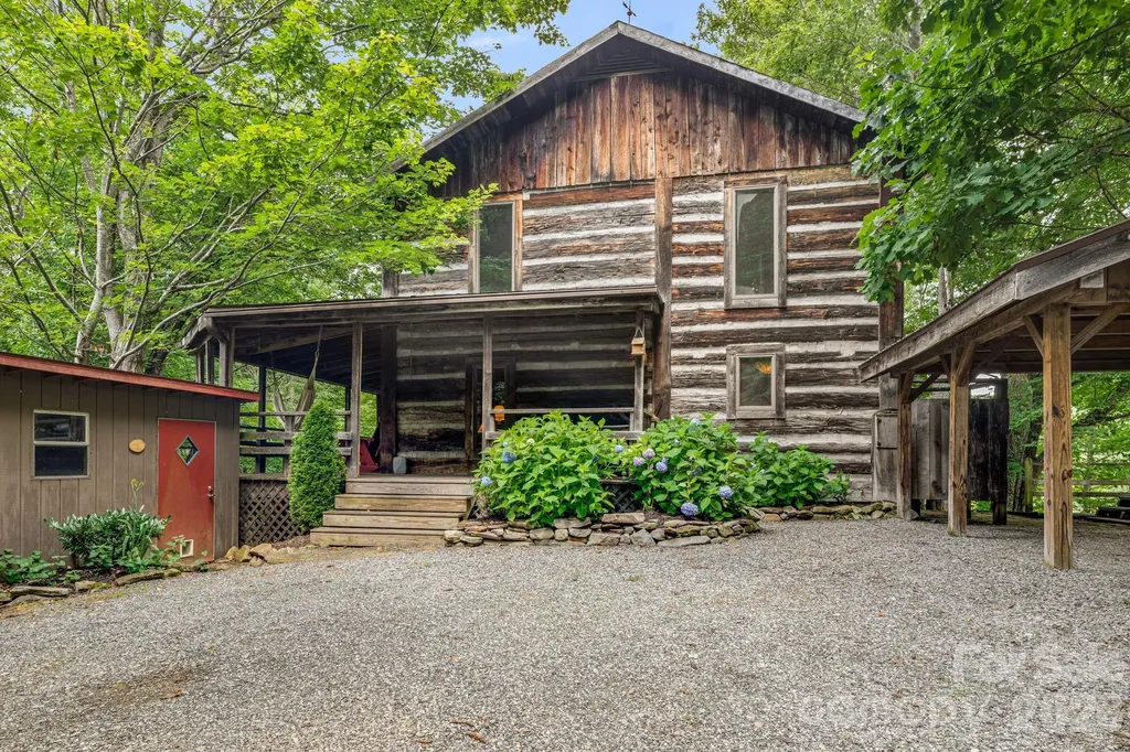 1390 Baltimore Branch Road Hot Springs NC 28743