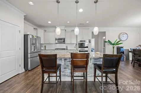 2045 Saddlebred Drive Iron Station NC 28080