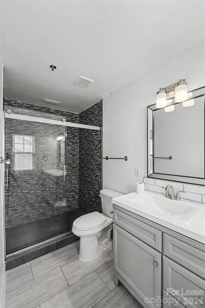 6424 Royal Celadon Way Charlotte NC 28269