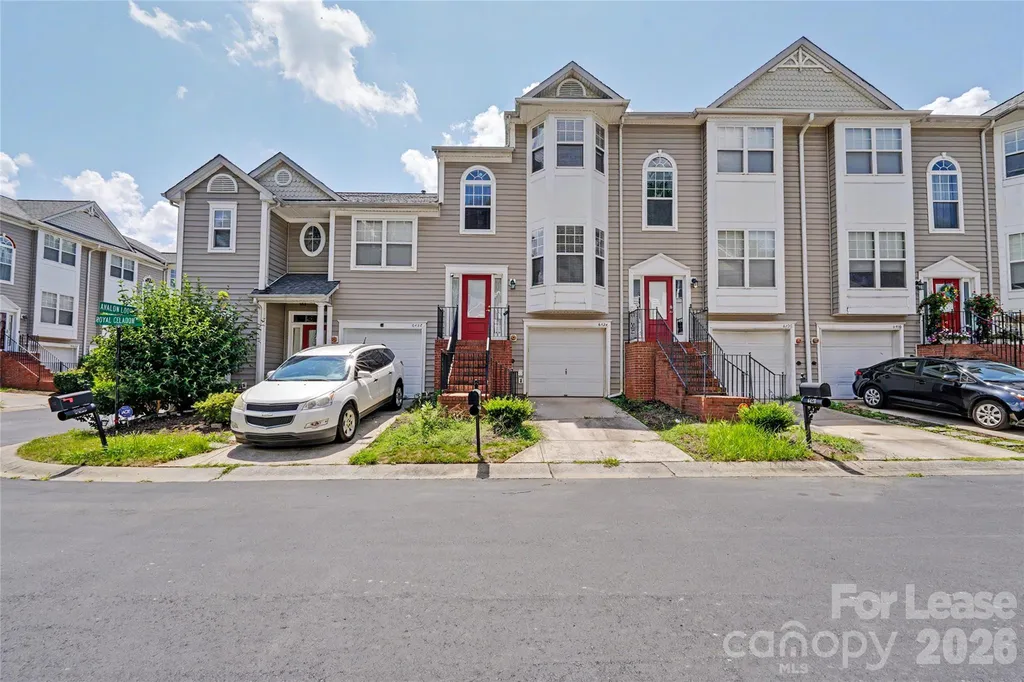6424 Royal Celadon Way Charlotte NC 28269