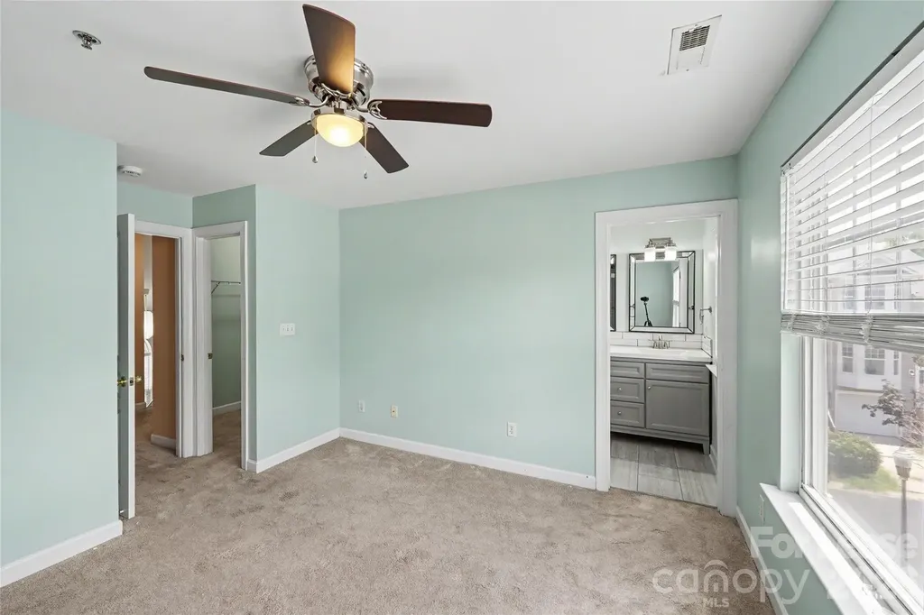 6424 Royal Celadon Way Charlotte NC 28269