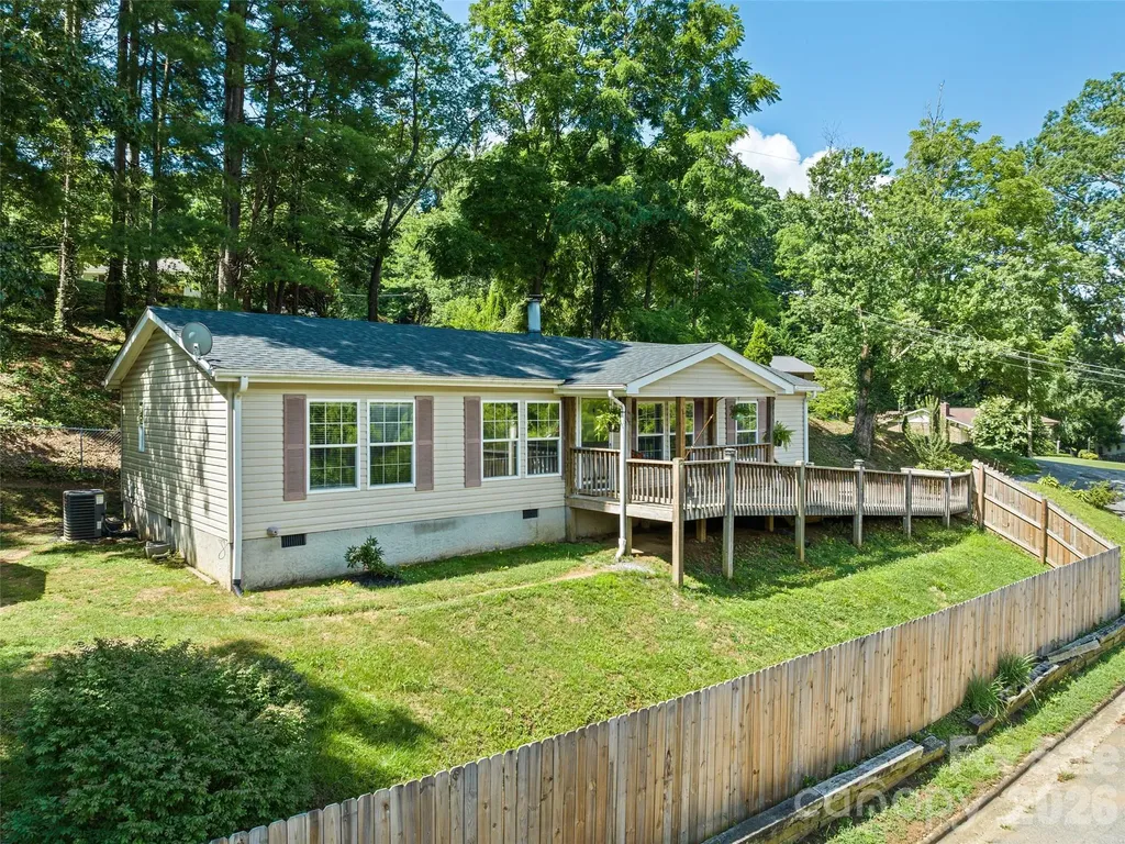 Canton NC, 26 Cedar Street