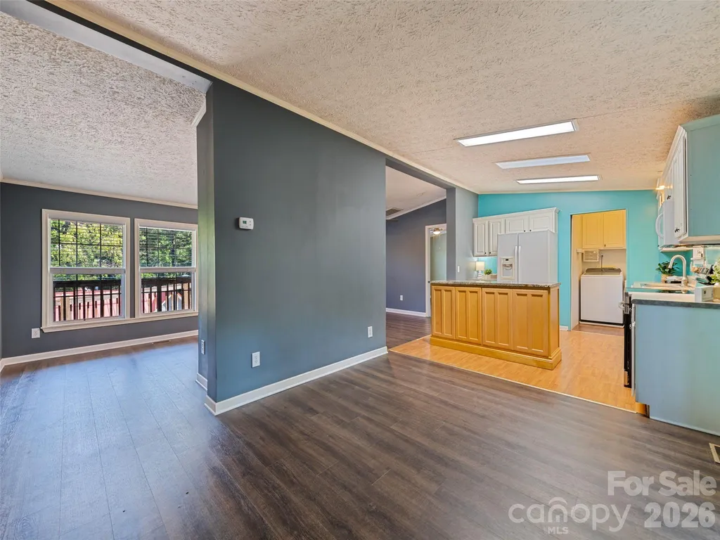 26 Cedar Street Canton NC 28716