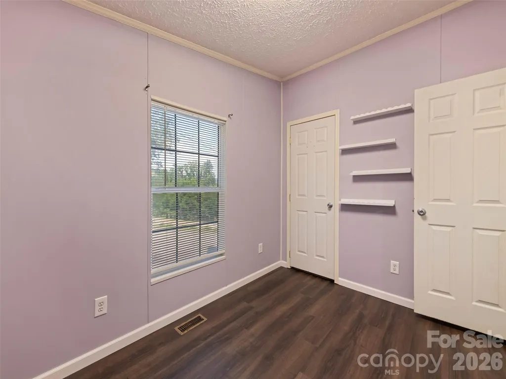 26 Cedar Street Canton NC 28716