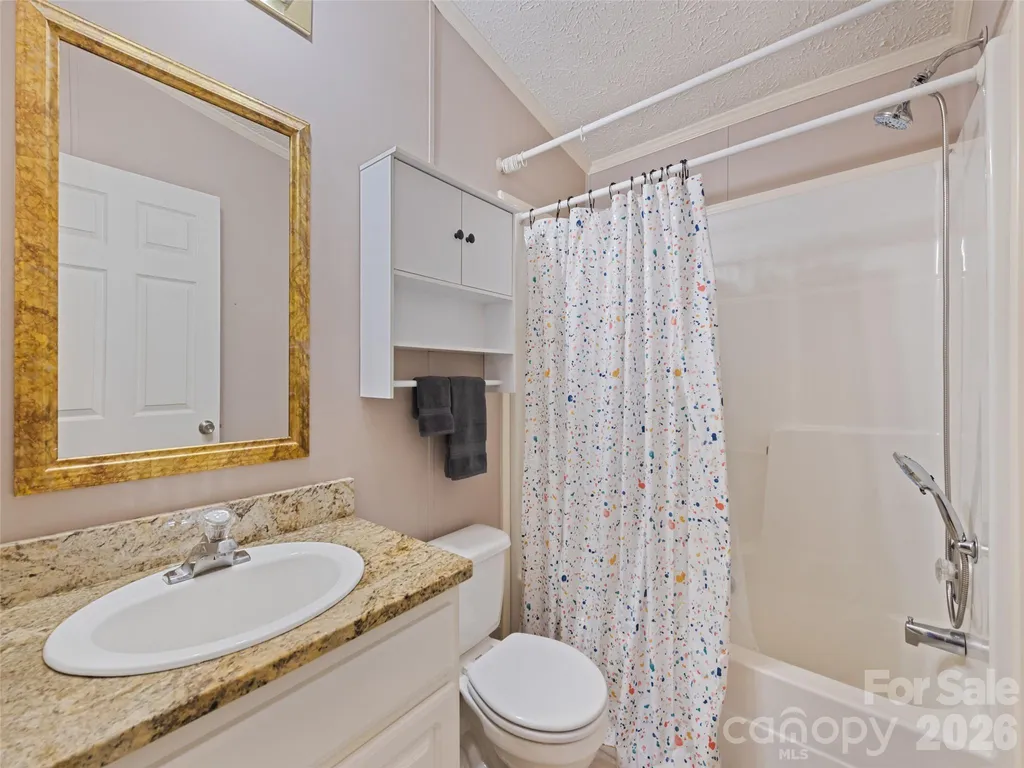 26 Cedar Street Canton NC 28716