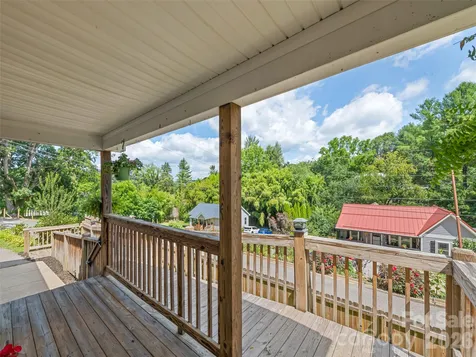 26 Cedar Street Canton NC 28716