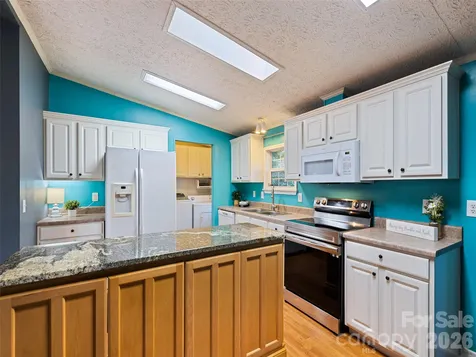 26 Cedar Street Canton NC 28716