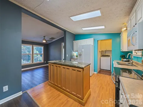 26 Cedar Street Canton NC 28716