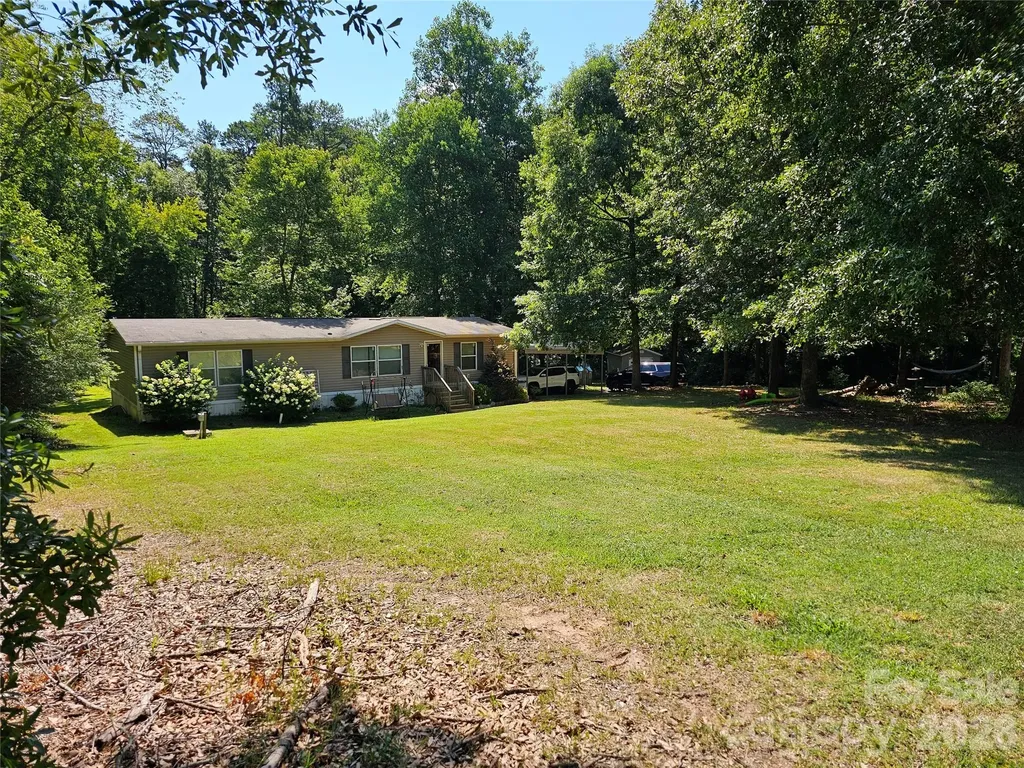 195 Hollywood Street Forest City NC 28043