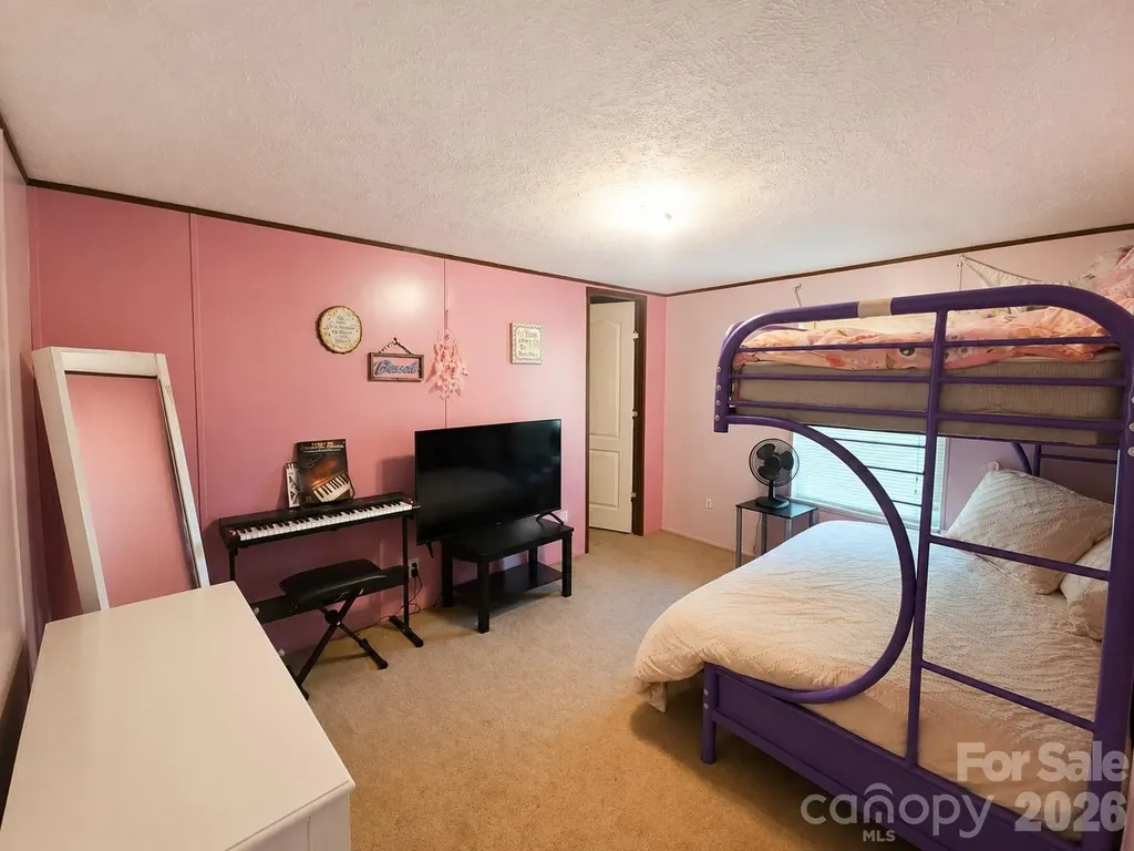 195 Hollywood Street Forest City NC 28043