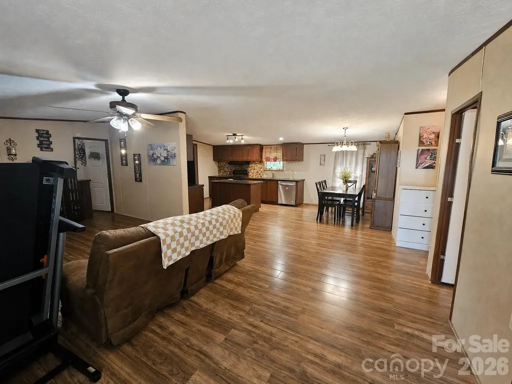 195 Hollywood Street Forest City NC 28043