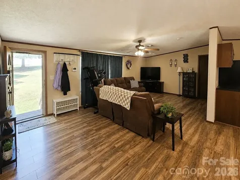 195 Hollywood Street Forest City NC 28043