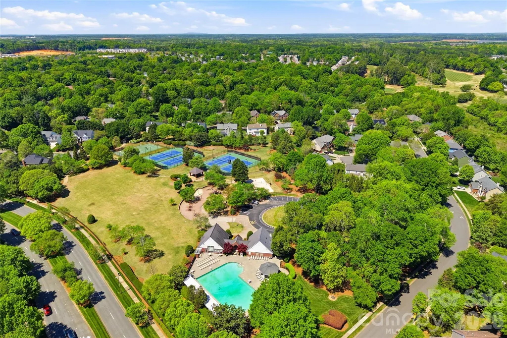 9035 Meadowmont View Drive Charlotte NC 28269