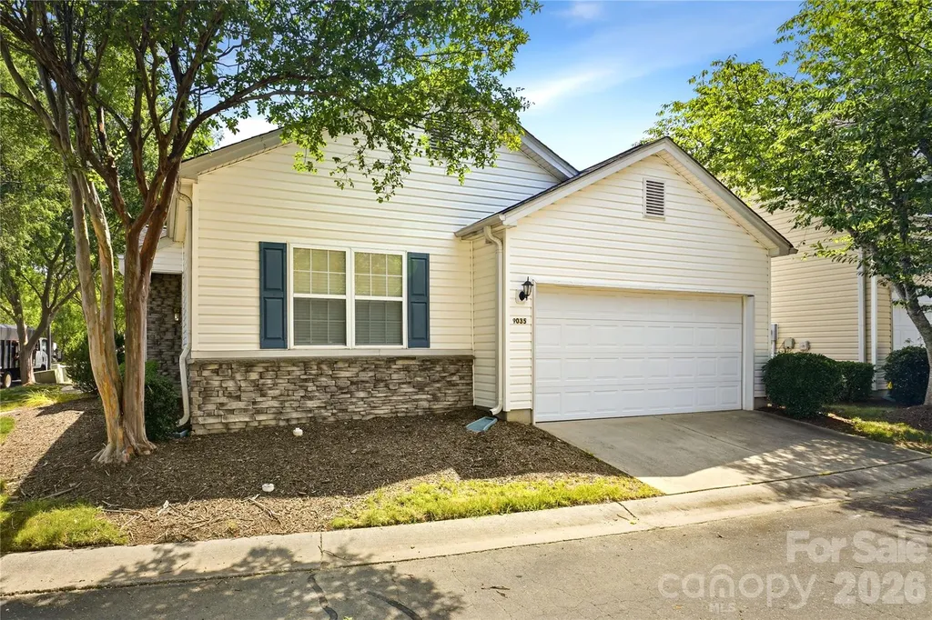 9035 Meadowmont View Drive Charlotte NC 28269