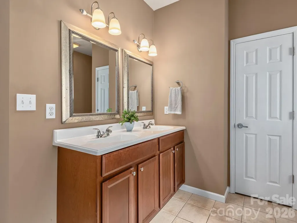 509 Shamrock Drive Asheville NC 28803