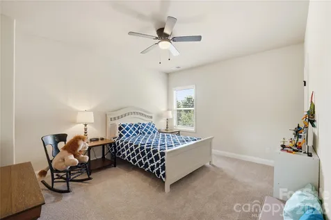 2827 Donegal Drive Kannapolis NC 28081
