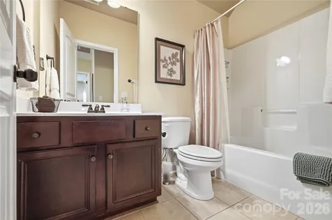 2827 Donegal Drive Kannapolis NC 28081