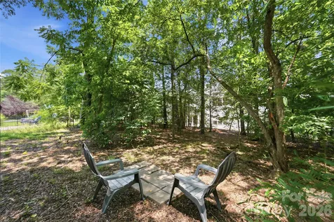 2827 Donegal Drive Kannapolis NC 28081