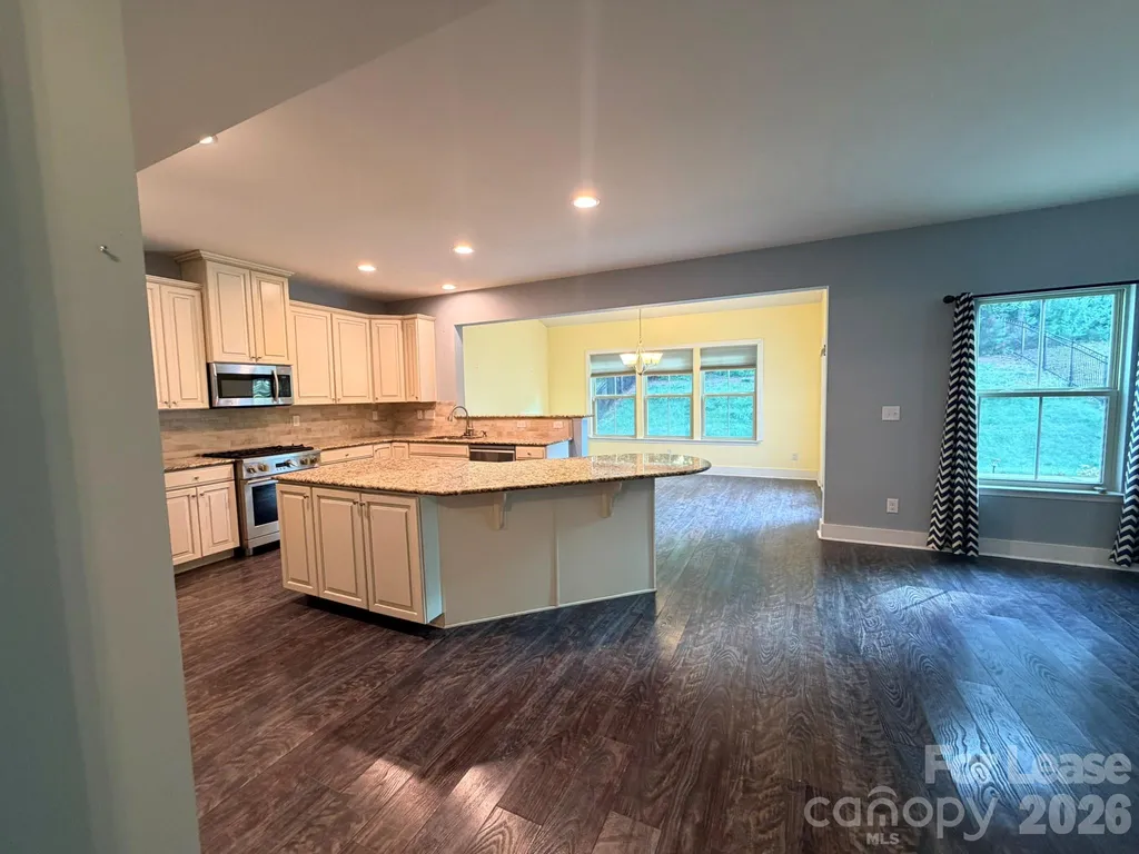 5816 Selkirkshire Road Charlotte NC 28278