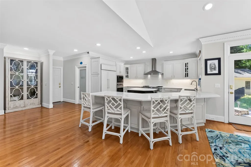 10107 Annie Oakley Lane Charlotte NC 28227