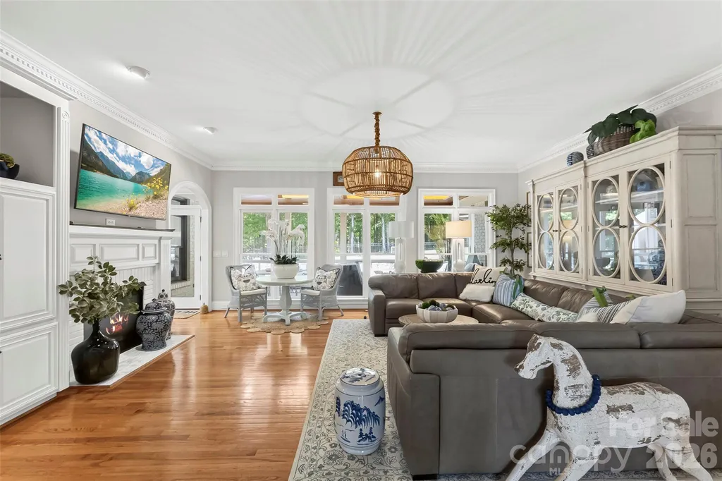 10107 Annie Oakley Lane Charlotte NC 28227