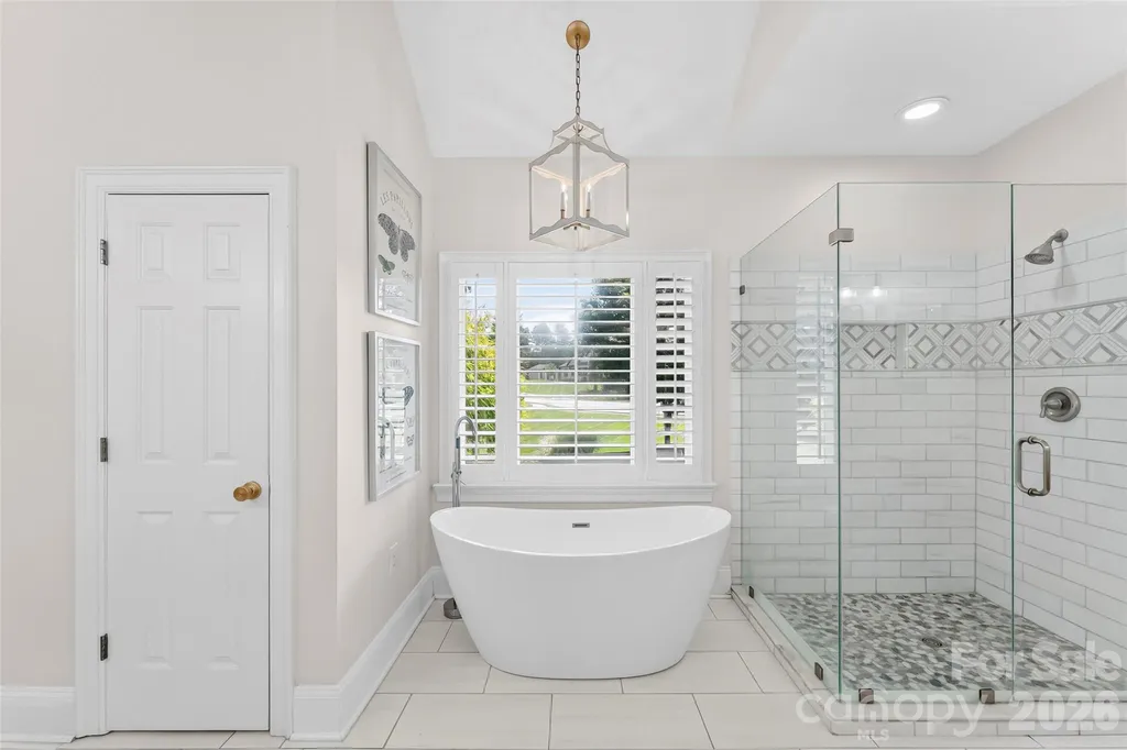 10107 Annie Oakley Lane Charlotte NC 28227