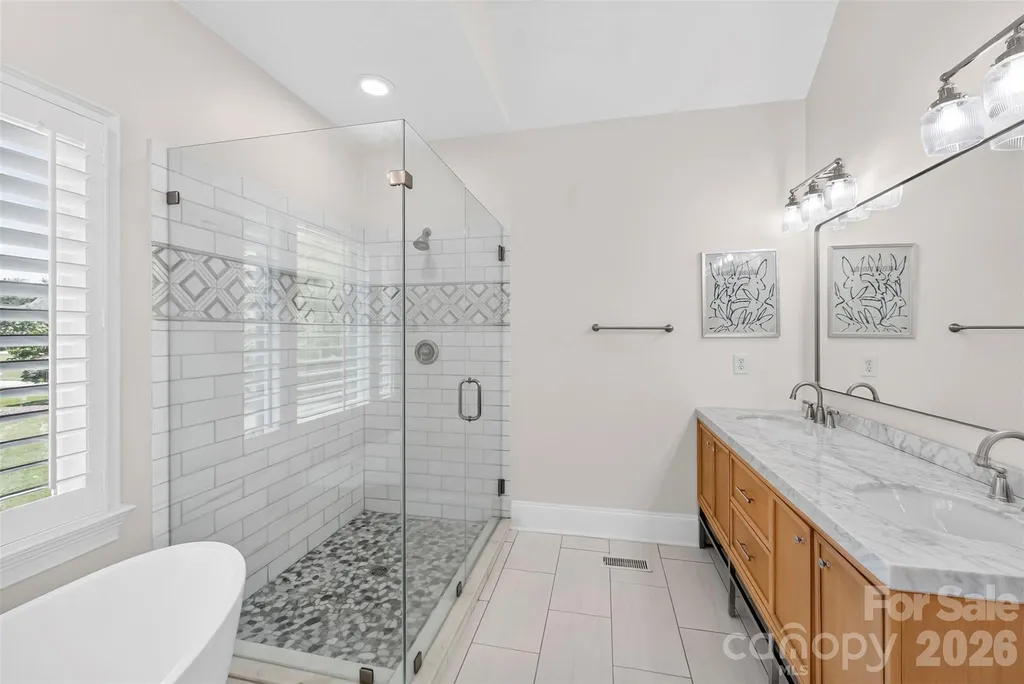 10107 Annie Oakley Lane Charlotte NC 28227