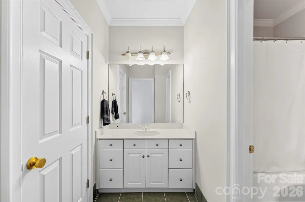10107 Annie Oakley Lane Charlotte NC 28227