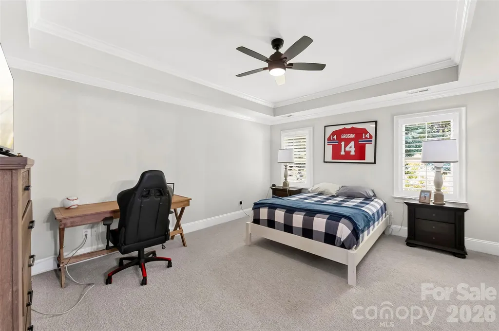 10107 Annie Oakley Lane Charlotte NC 28227