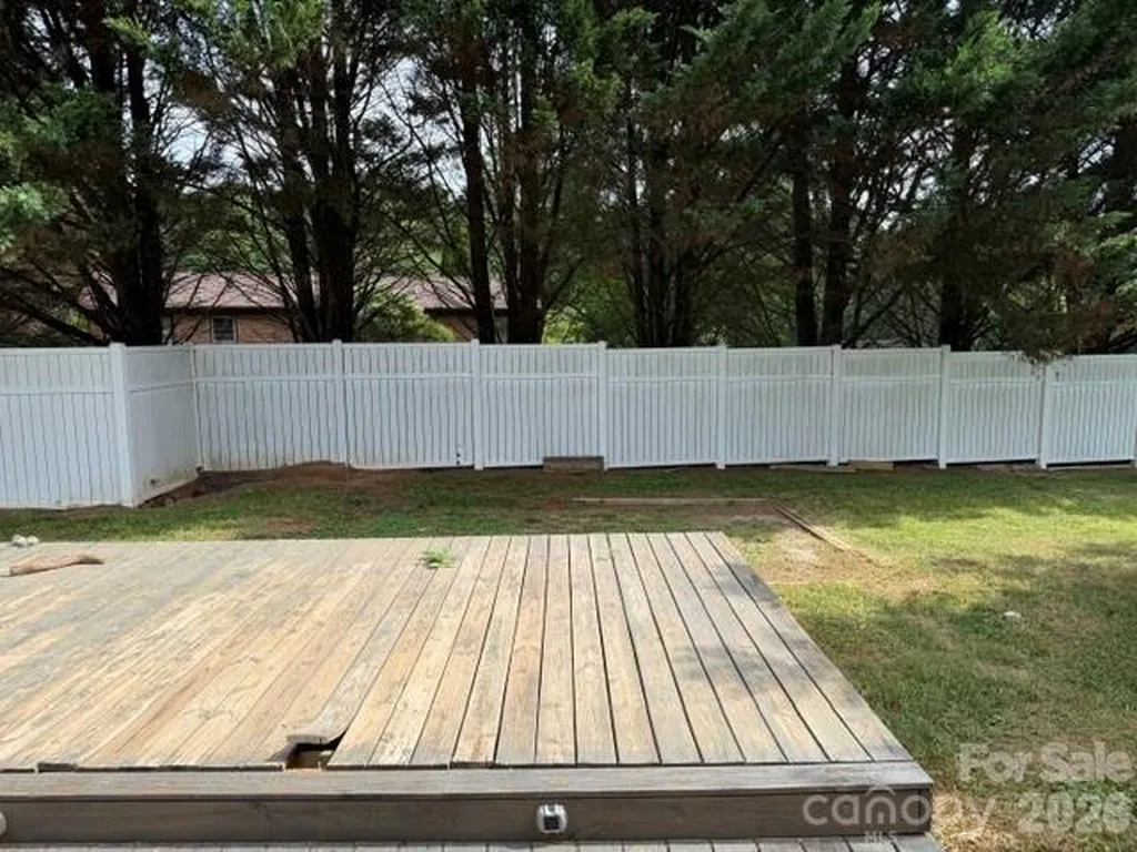 1376 Glenheath Drive Hendersonville NC 28791