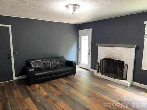 1376 Glenheath Drive Hendersonville NC 28791