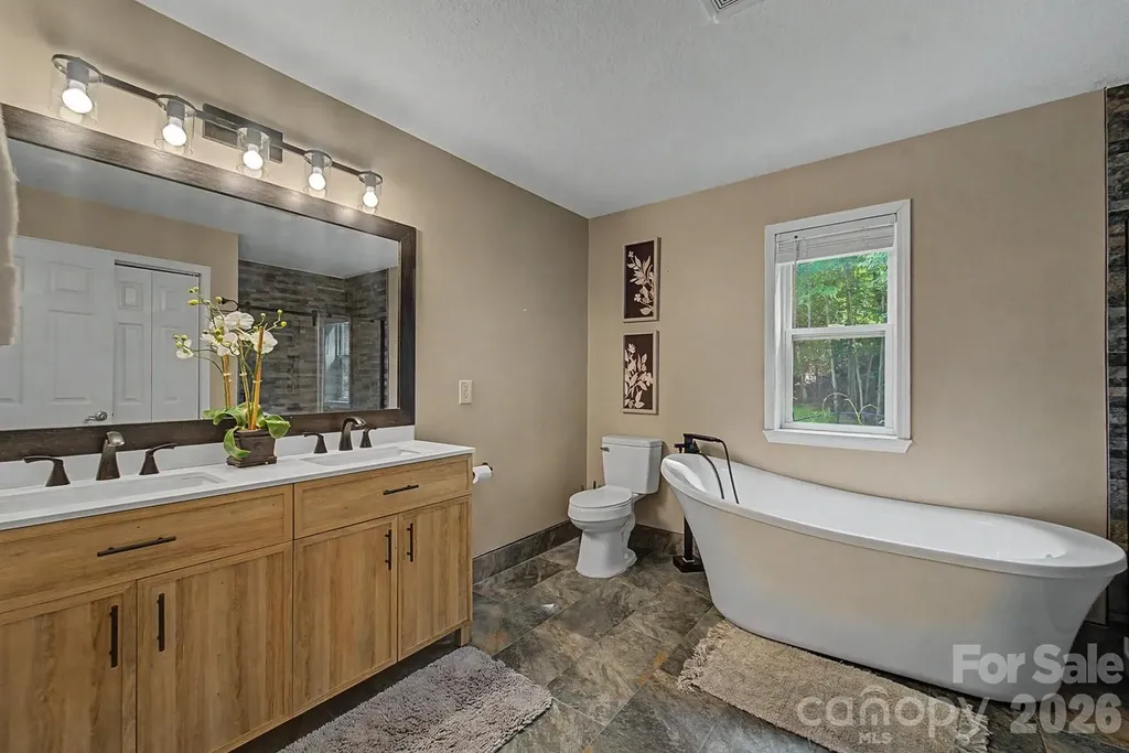 544 Stonehaven Drive Cullowhee NC 28723