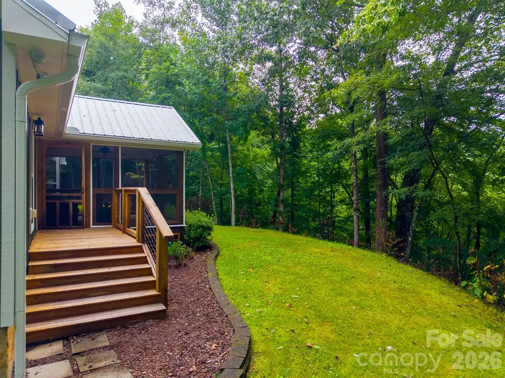 544 Stonehaven Drive Cullowhee NC 28723