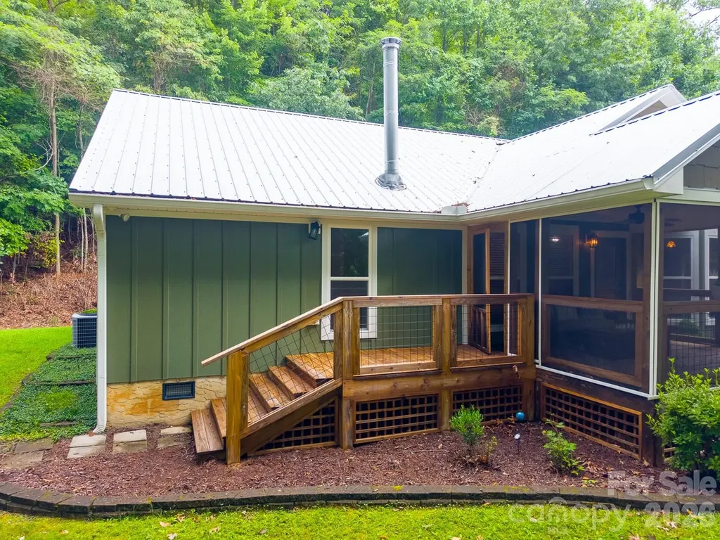 544 Stonehaven Drive Cullowhee NC 28723