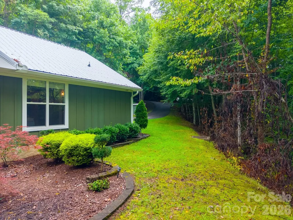 544 Stonehaven Drive Cullowhee NC 28723