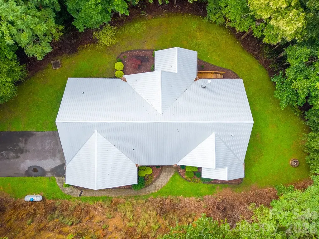544 Stonehaven Drive Cullowhee NC 28723