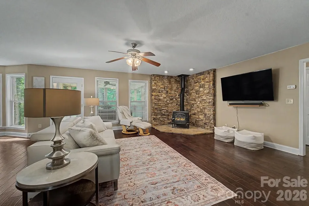 544 Stonehaven Drive Cullowhee NC 28723