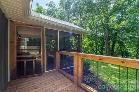 544 Stonehaven Drive Cullowhee NC 28723